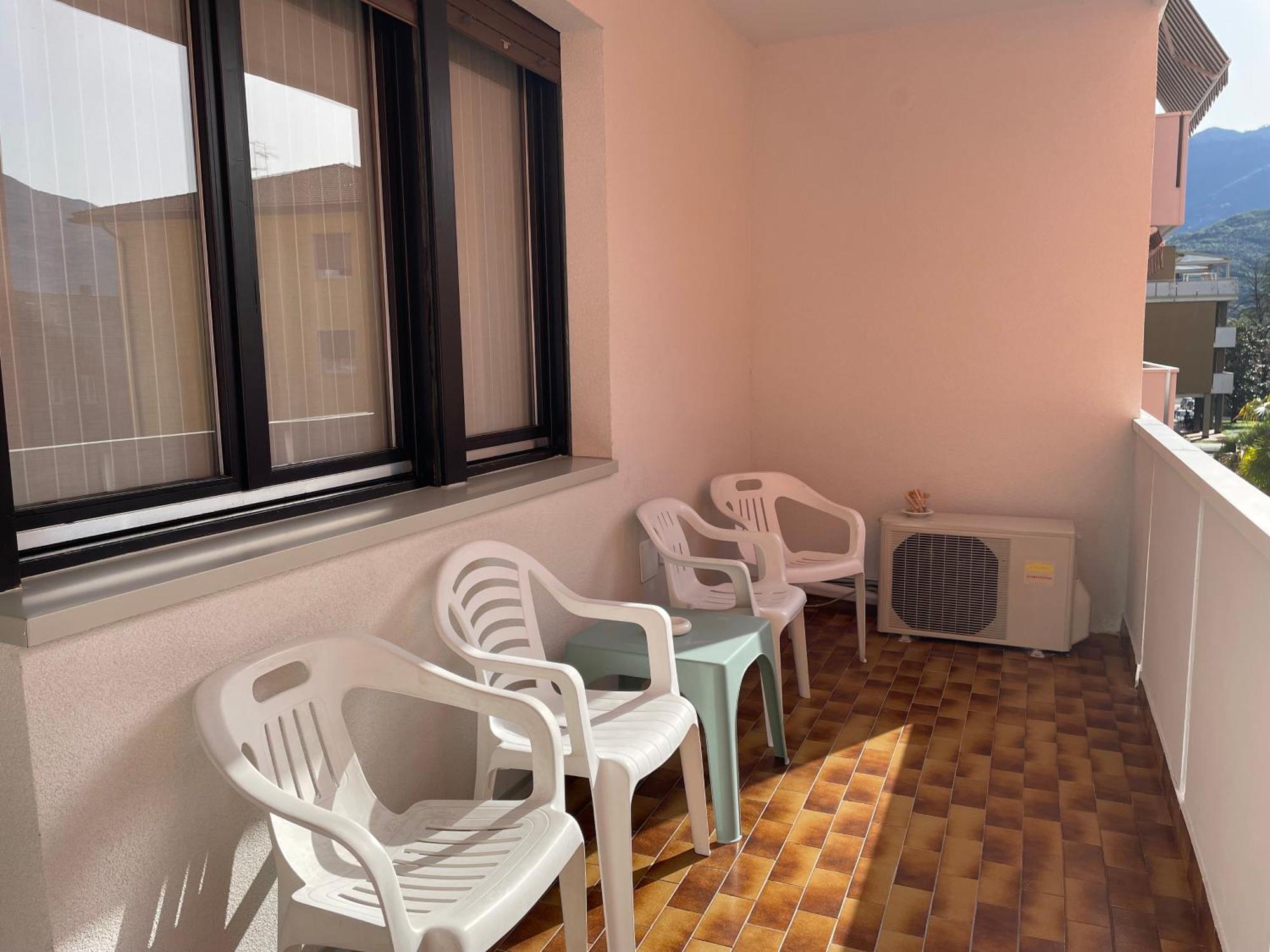 Appartamento Spazioso Con 3 Camere Da Letto Riva del Garda Buitenkant foto