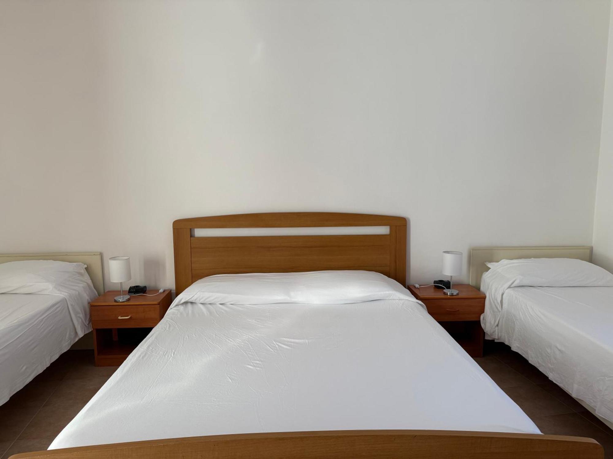 Appartamento Spazioso Con 3 Camere Da Letto Riva del Garda Buitenkant foto